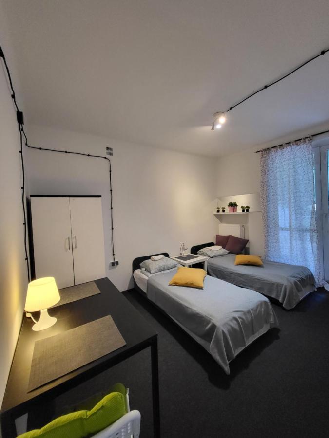 Charmed Homestay - Zaczarowany Varsovia Exterior foto